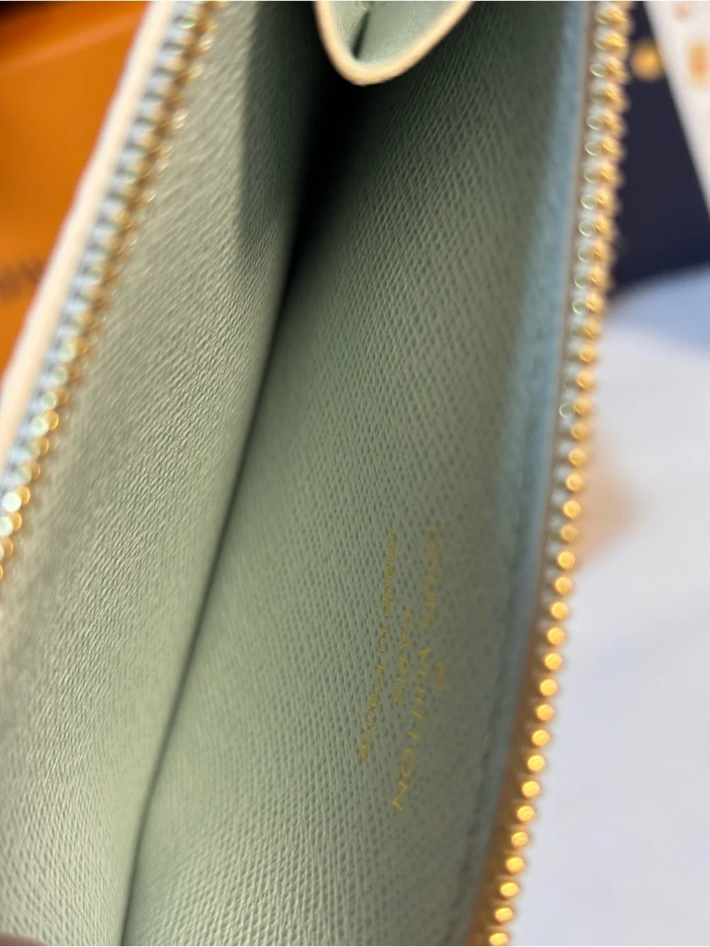 Louis Vuitton Romy Damierlicious